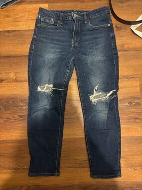 Old Navy Women's Straight Leg Distressed Jeans in Dark Blue